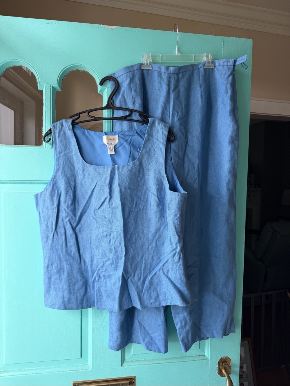 Talbots Light Blue Irish Linen Tank Top and cropped pant set